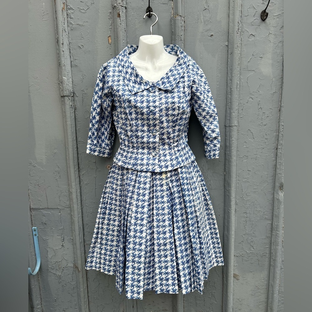 Vintage 1960’s hand made Dress & matching jacket, size “36” (modern 6